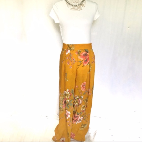 Jealous Tomato Pants - Jealous Tomato // Yellow Floral Wide Leg Pants M